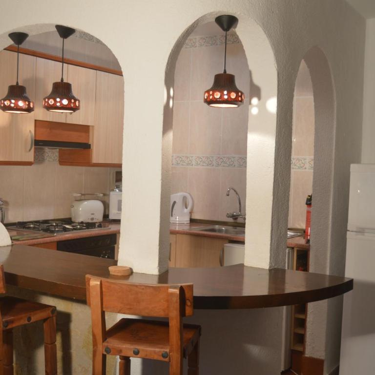 Villa Cerezos - Apartamento Superior - 13