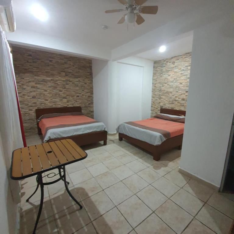 Hotel posada MARCAS - Double Room with Two Double Beds - 12
