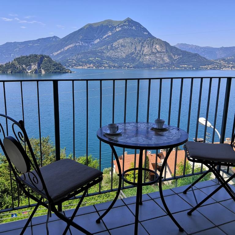 Near Villa Monastero and Castello di Vezio - Appartement - Vue sur Lac - 1