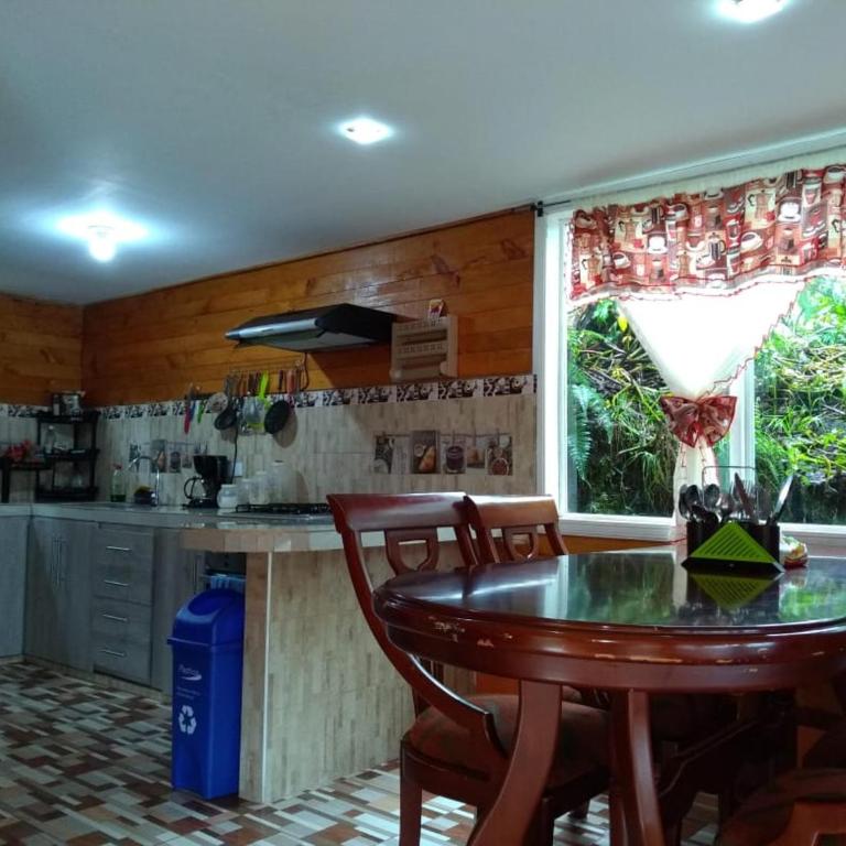 Cabaña de descanso arcoiris del lago 3 - Four-Bedroom House - 6