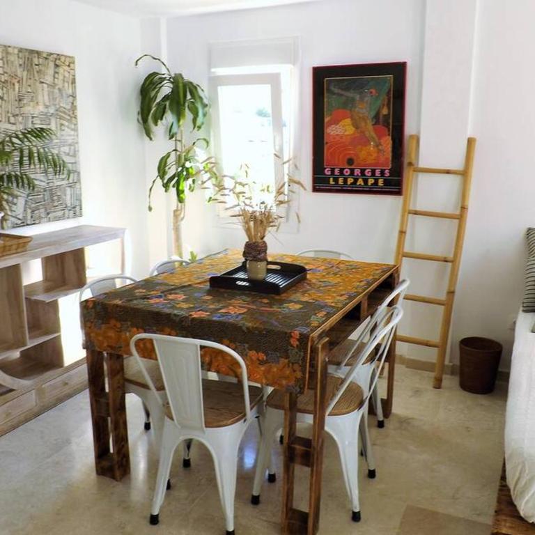 Gardenlofthouse - Three-Bedroom Villa - 15