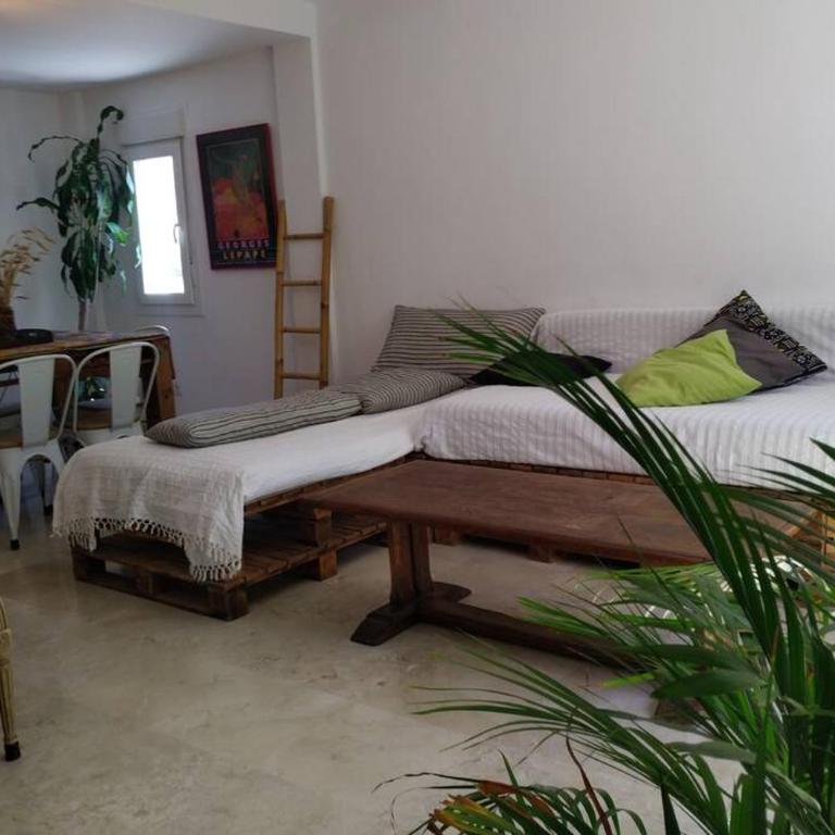 Gardenlofthouse - Three-Bedroom Villa - 25