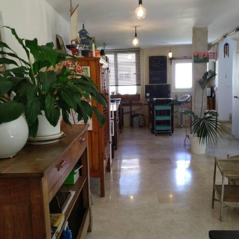 Gardenlofthouse - Three-Bedroom Villa - 26