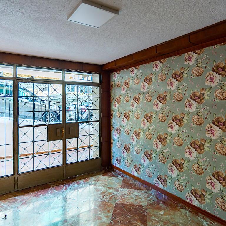 Limonar Beach Apartment - Two-Bedroom Apartment - 16
