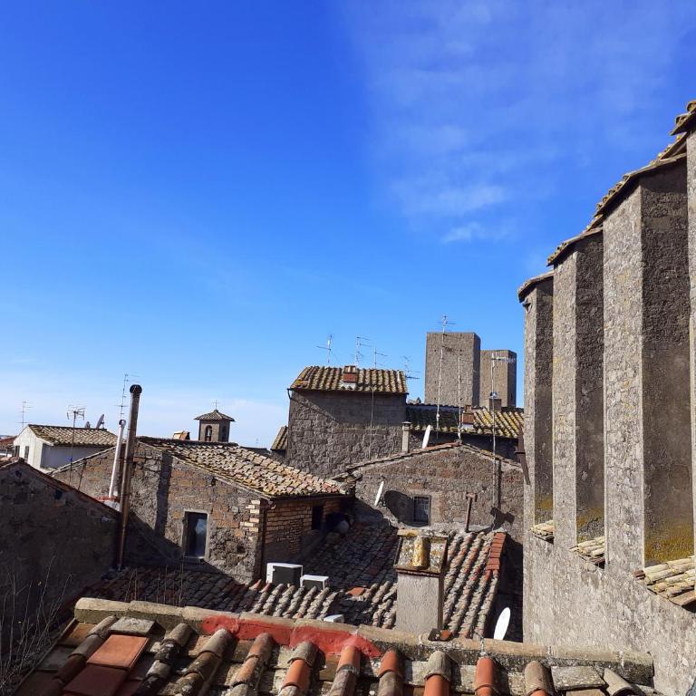 Viterbo Antica - centro storico - Appartamento Deluxe con 1 Camera da Letto - 2