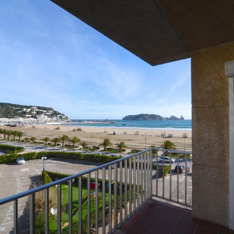 Rocamaura I C 4-1 - Two-Bedroom Apartment - 3