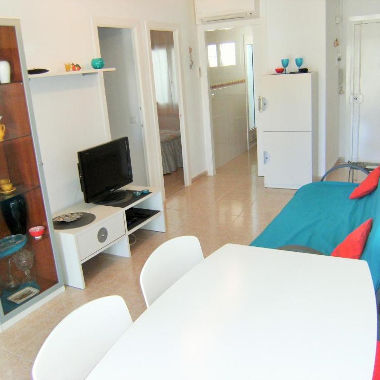Rocamaura I B 6-1 - Two-Bedroom Apartment - 9