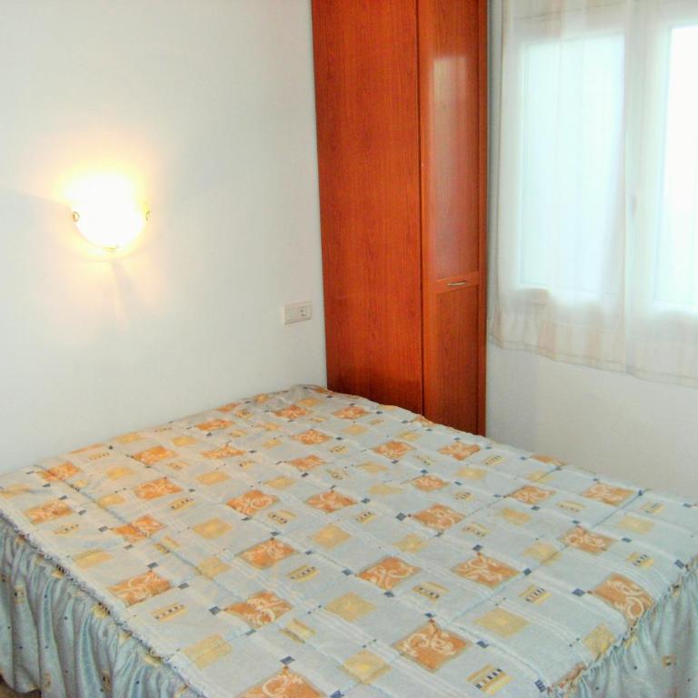 Rocamaura I B 6-1 - Two-Bedroom Apartment - 12