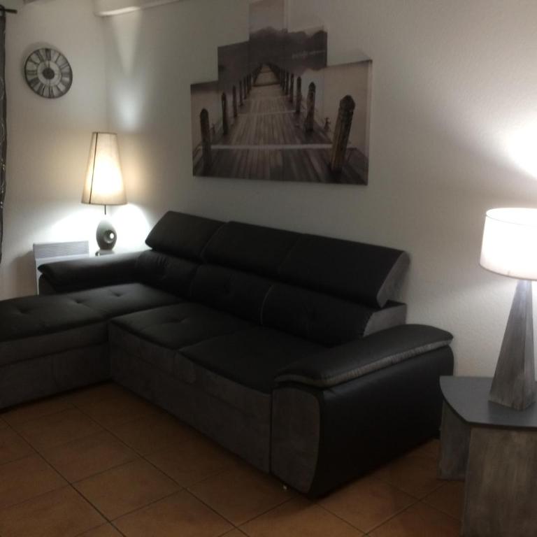 ANGLET- BIARRITZ T3 dans résidence avec piscine - Maison 2 Chambres - 2
