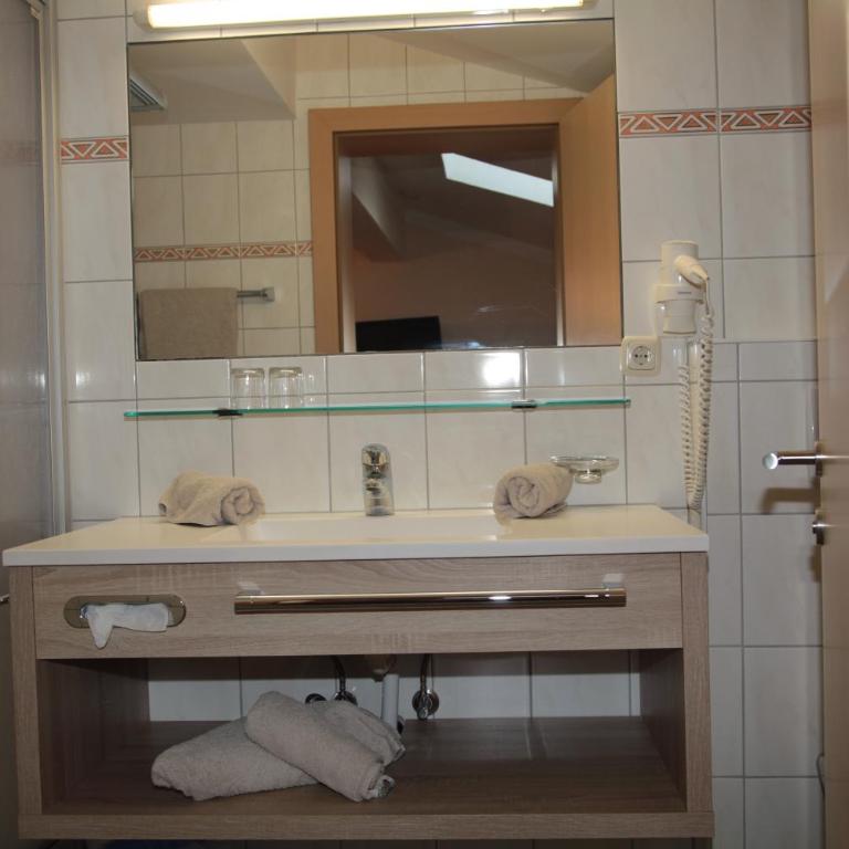 Ritterhof - One-Bedroom Apartment - 1