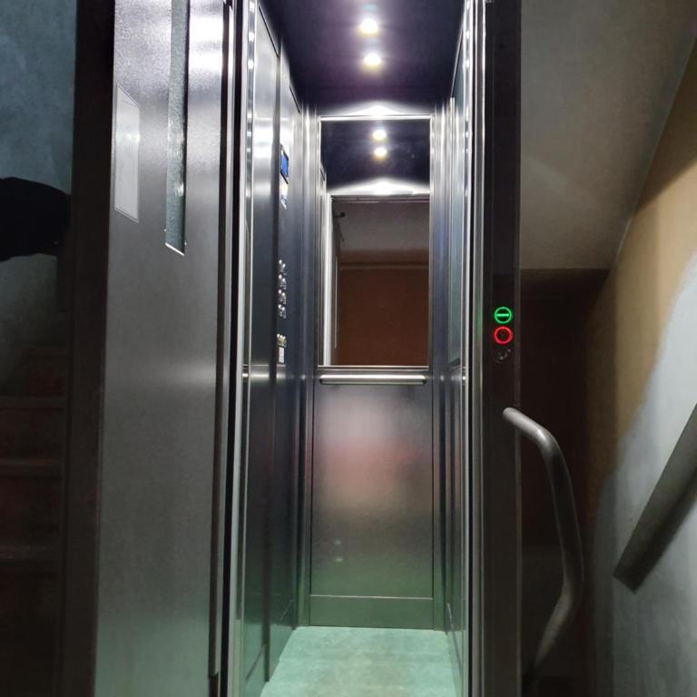 34 Via Giulio Carcano - Appartamento - 70
