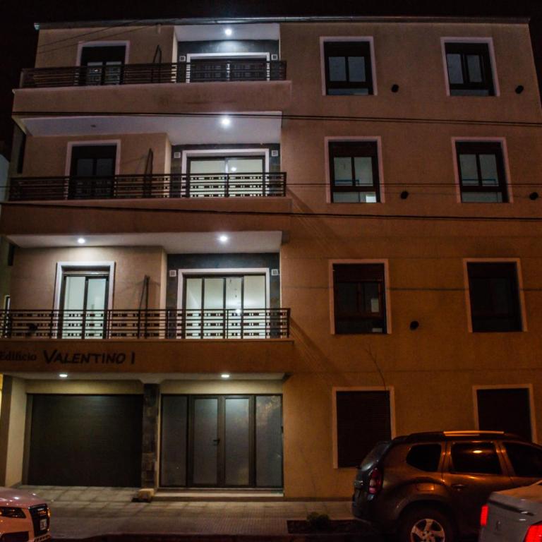 DEPARTAMENTO DE 2 DORMITORIOS C/ COCHERA - Apartamento de 2 dormitorios - 22