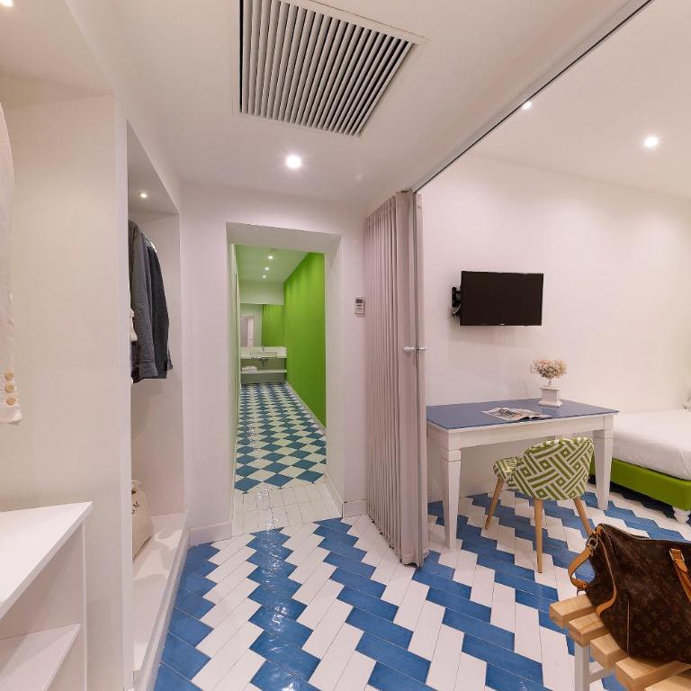 SorrentoVibes - Luxury Four Bedroom Home - Apartment - 29