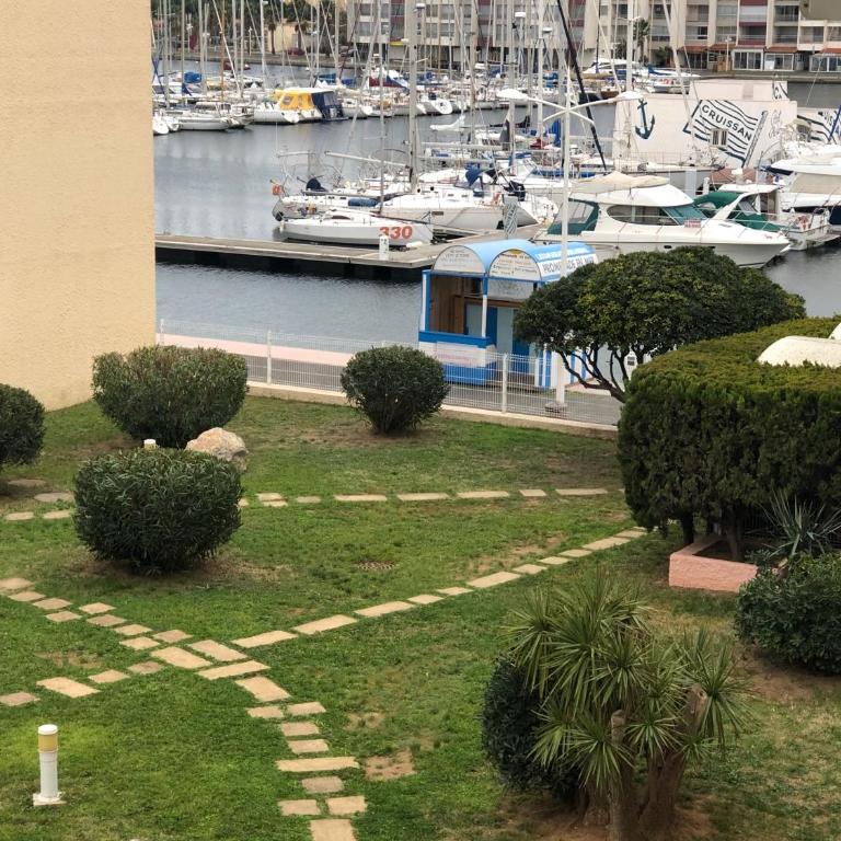 Les Palmiers de Gruissan, T2, Vue Port ! - One-Bedroom Apartment - 5