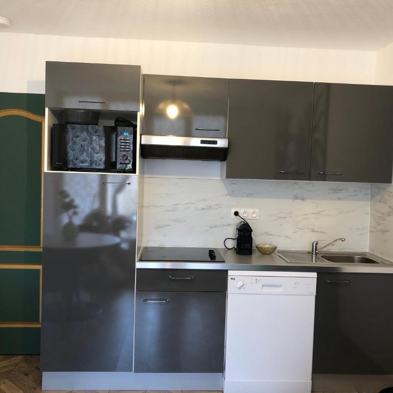 Les Palmiers de Gruissan, T2, Vue Port ! - One-Bedroom Apartment - 14