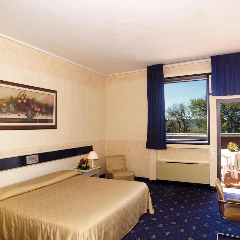 Hotel Country Club - Camera Matrimoniale Classic - 2
