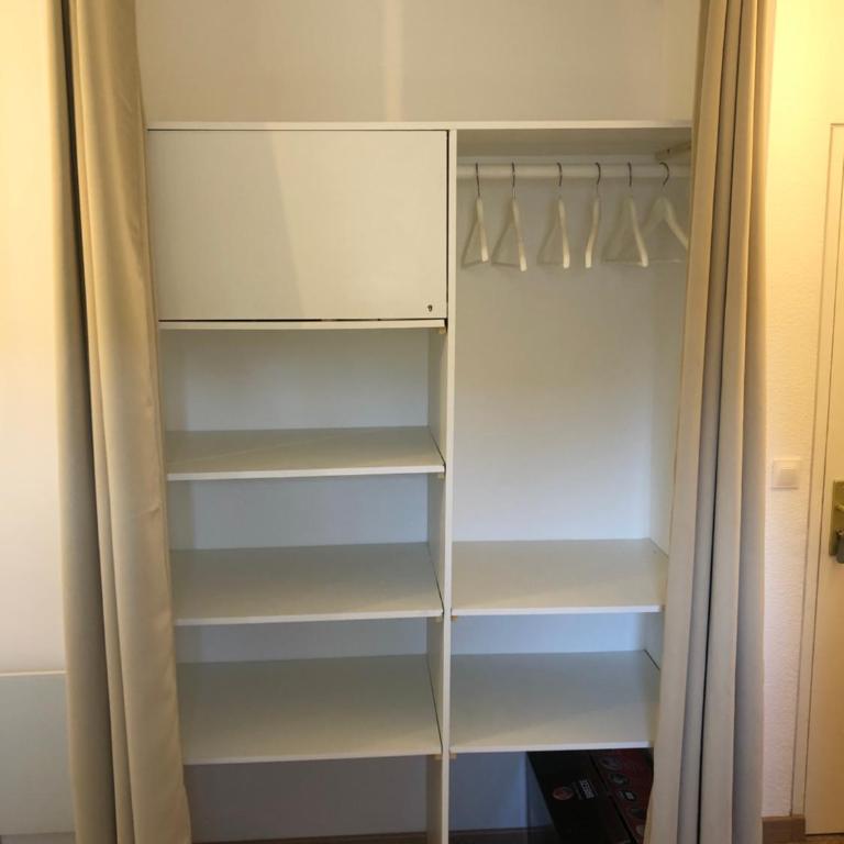 Les Palmiers de Gruissan, T2, Vue Port ! - One-Bedroom Apartment - 27