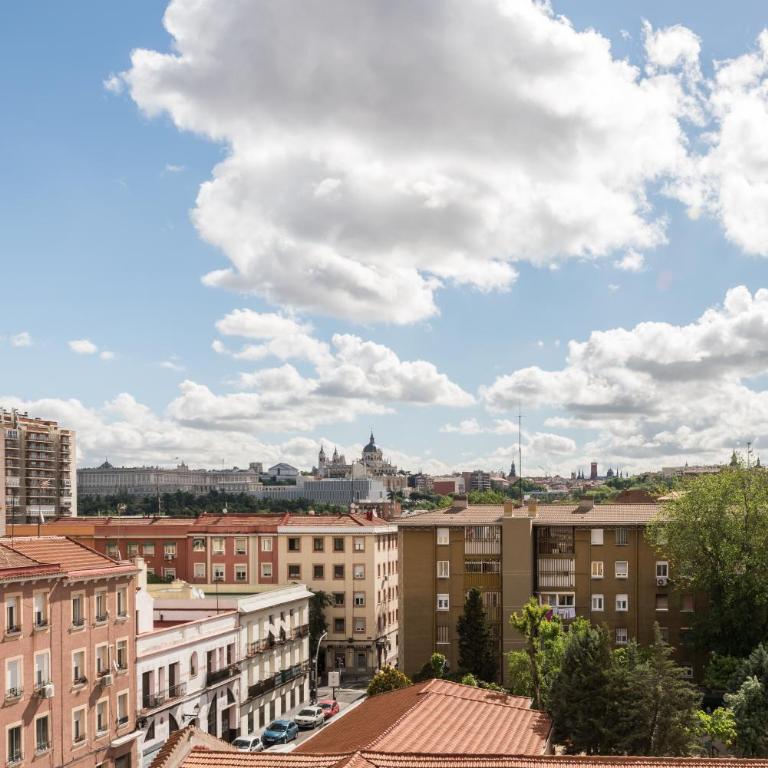 Apavonia Apartamento 3 dormitorio Distrito Latina Madrid - Three-Bedroom Apartment - 14