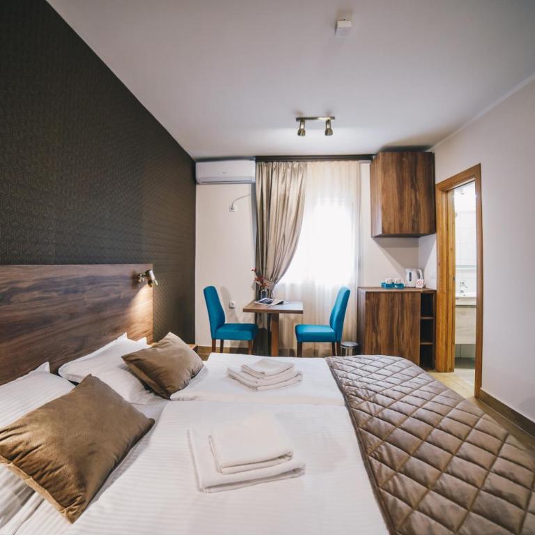 Filips Sleep - Standard Double or Twin Room - 7