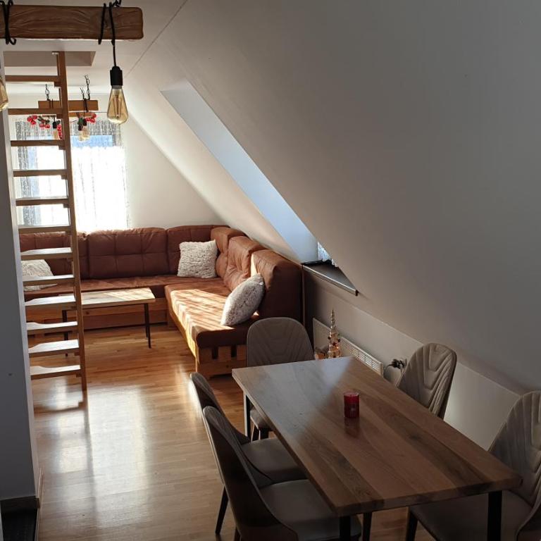 Wood Apartmani - Vila Zimska idila Jahorina - Two-Bedroom Apartment - 1