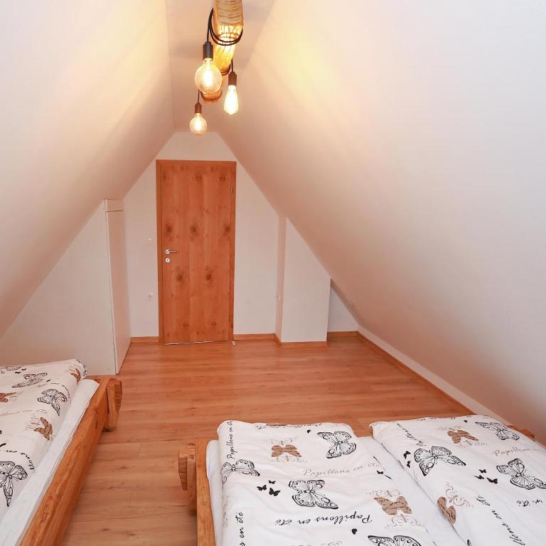 Wood Apartmani - Vila Zimska idila Jahorina - Two-Bedroom Apartment - 11