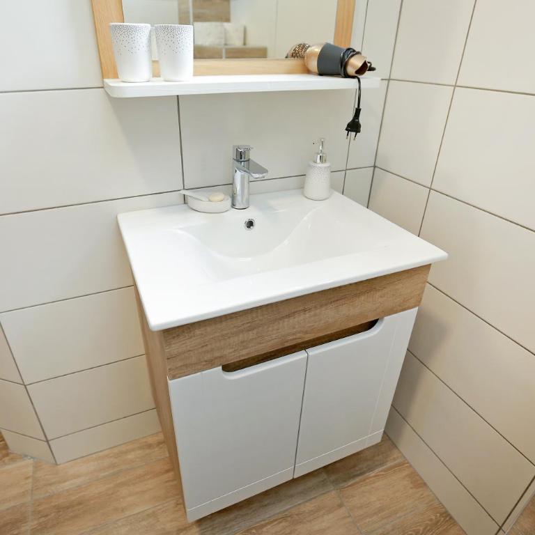 Wood Apartmani - Vila Zimska idila Jahorina - Two-Bedroom Apartment - 16