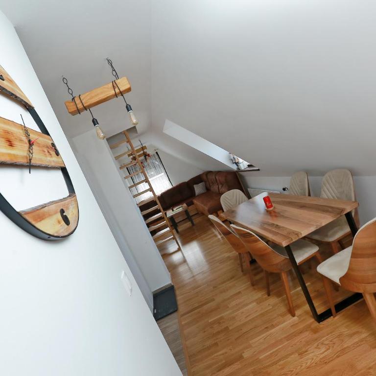 Wood Apartmani - Vila Zimska idila Jahorina - Two-Bedroom Apartment - 8