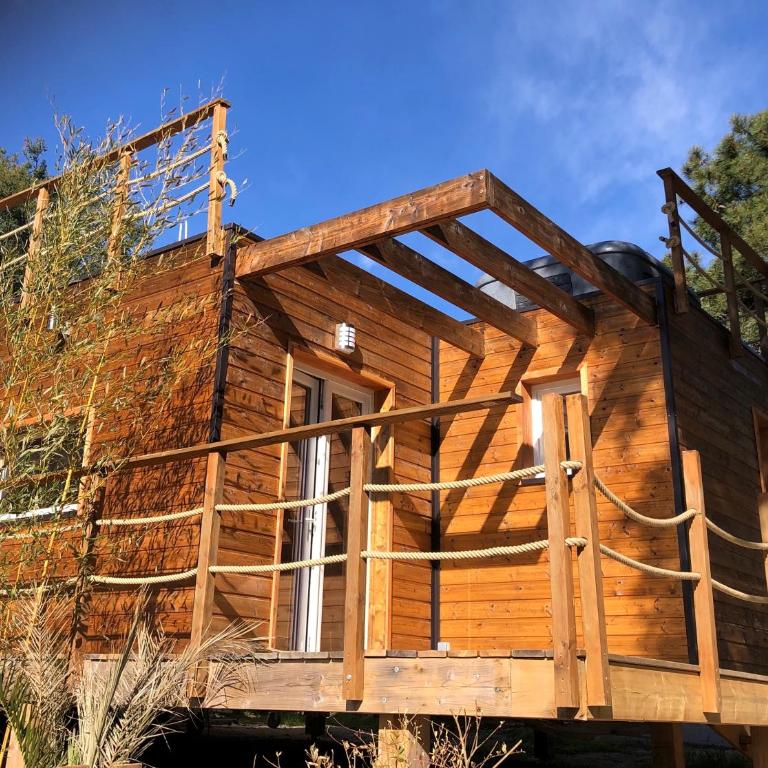 Camping Lou Cabasson - Suite avec Jacuzzi - 1