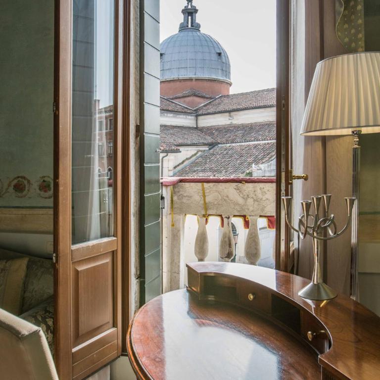 Hotel Palazzo Vitturi - Camera Deluxe Matrimoniale/Doppia con Letti Singoli con Balcone - 2