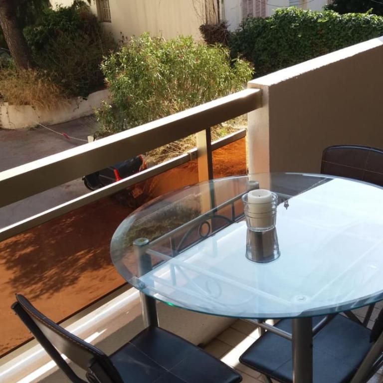 STUDIO 3mn A PIED DE LA PLAGE AVEC TERRASSE - Appartement 1 Chambre - 14