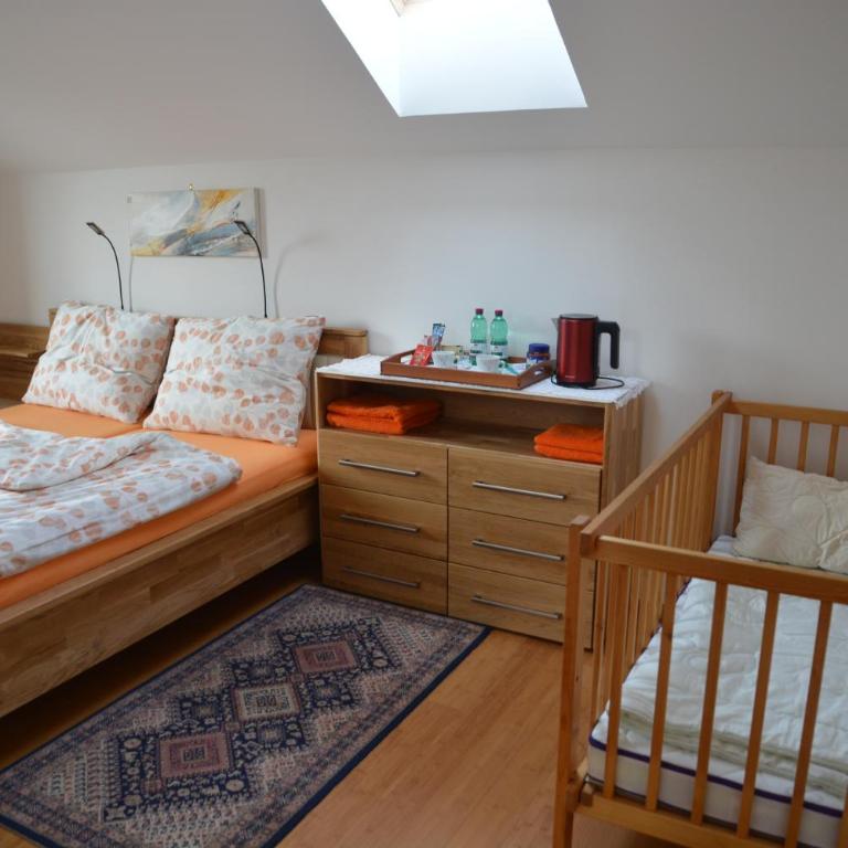 Privatzimmer Marina - Deluxe Zimmer (2 Erwachsene & 1 Kind) - 9