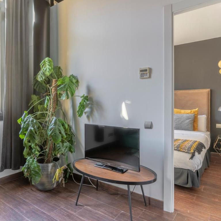 TSA La Rosa - Two-Bedroom Apartment with View - 35