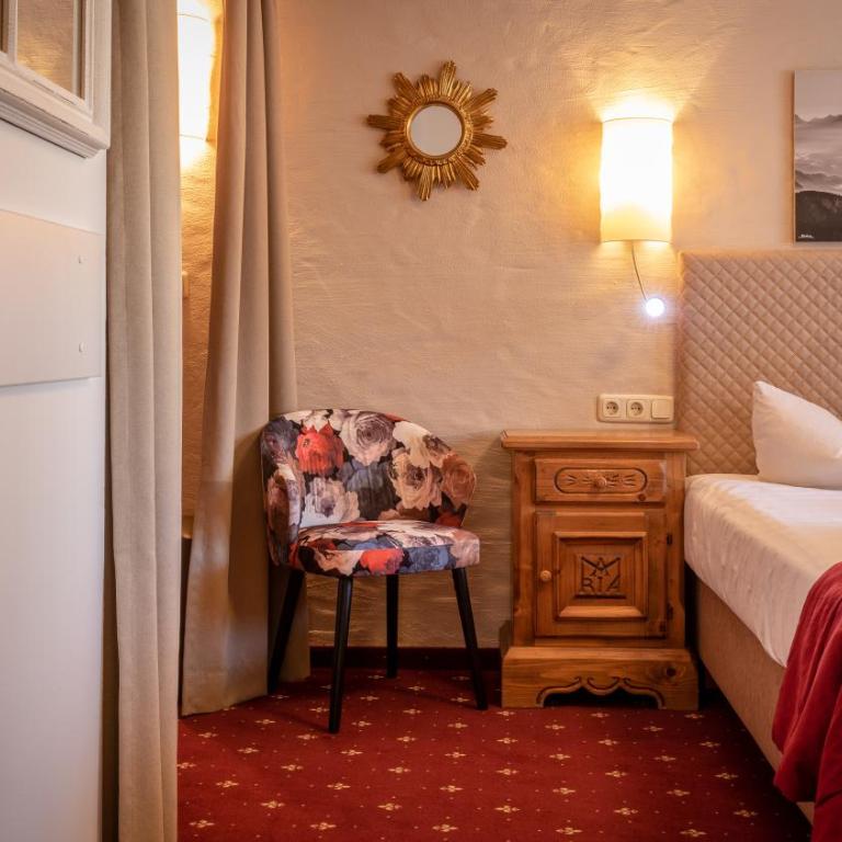 Hotel Landhaus Carla - Apartment mit 1 Schlafzimmer und Wohnzimmer - 4
