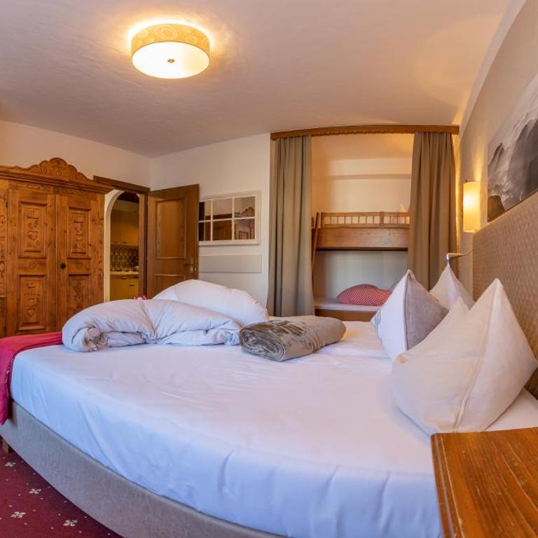 Hotel Landhaus Carla - Apartment mit 1 Schlafzimmer und Wohnzimmer - 9