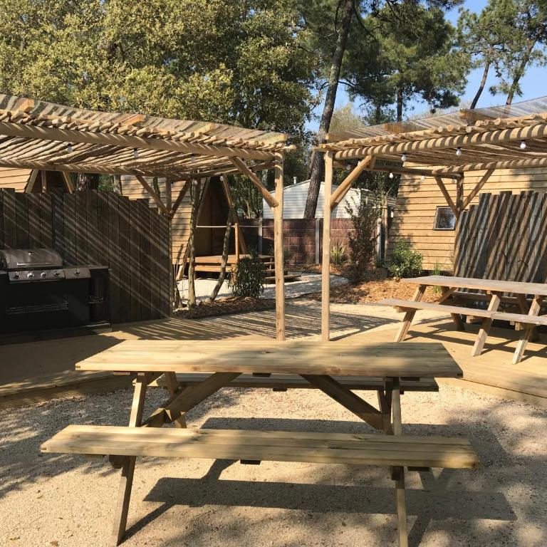 Camping Les Genêts - Cabane - 3