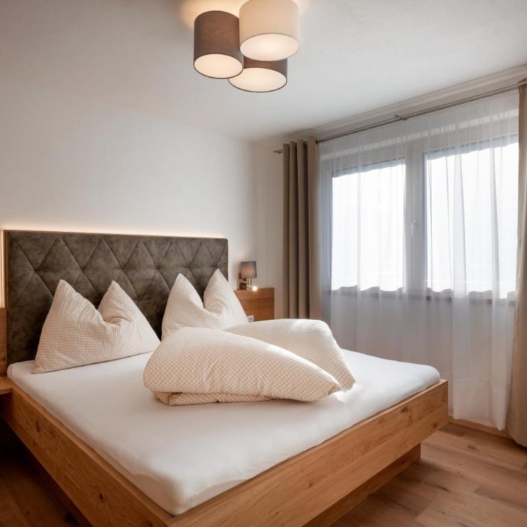 Apart Platzer - Apartment mit 2 Schlafzimmern und Balkon - 4