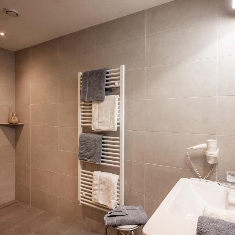 Apart Platzer - Apartment mit 2 Schlafzimmern und Balkon - 2