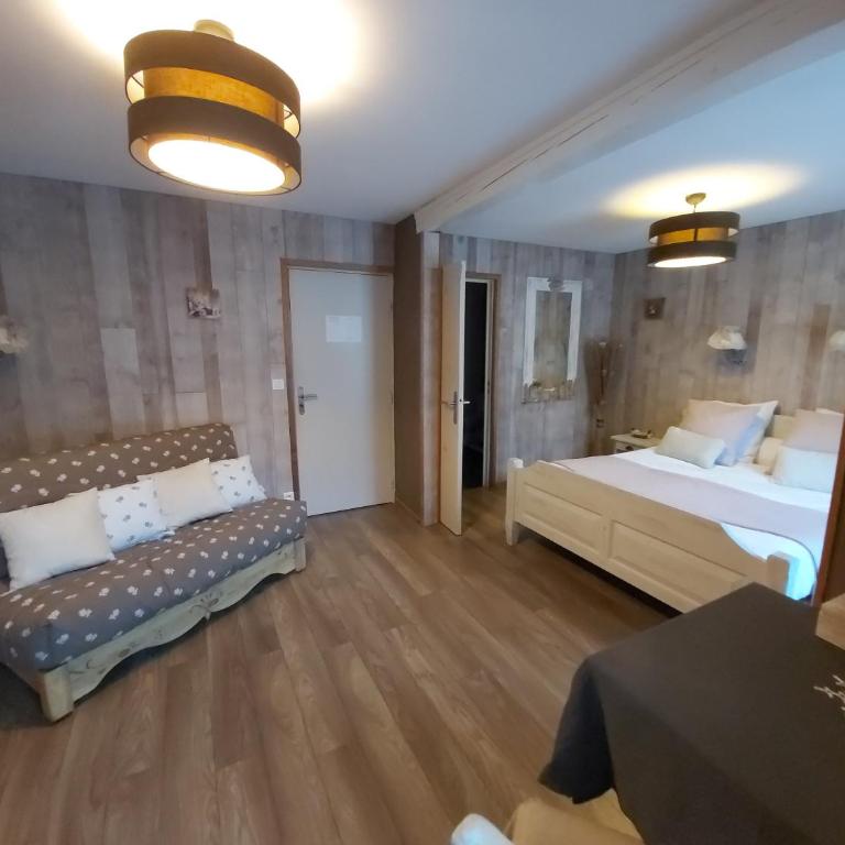 Le Patio de Luchon - Chambre Quadruple Confort - 10