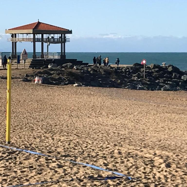 ANGLET- BIARRITZ T3 dans résidence avec piscine - Maison 2 Chambres - 20
