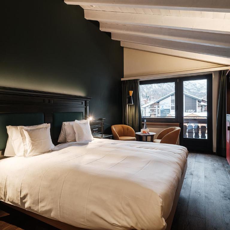 National Zermatt - Matterhorn Views, Sunnegga Gateway & SPA - Deluxe Doppelzimmer mit Blick auf das Matterhorn - 3