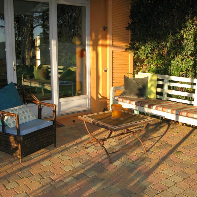 House With Garden And Sea View - Ferienhaus - 32