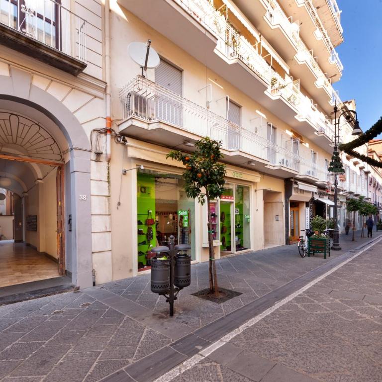 SorrentoVibes - Design Holiday Home in Sorrento city center - Appartamento con 2 Camere da Letto - 20