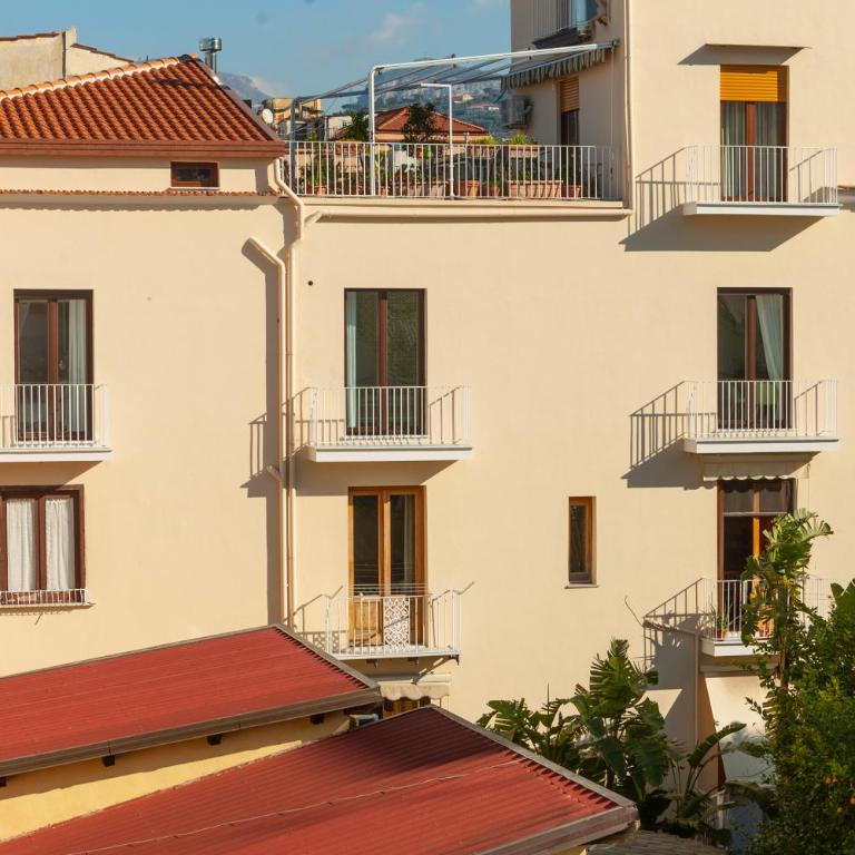 SorrentoVibes - Design Holiday Home in Sorrento city center - Appartamento con 2 Camere da Letto - 21