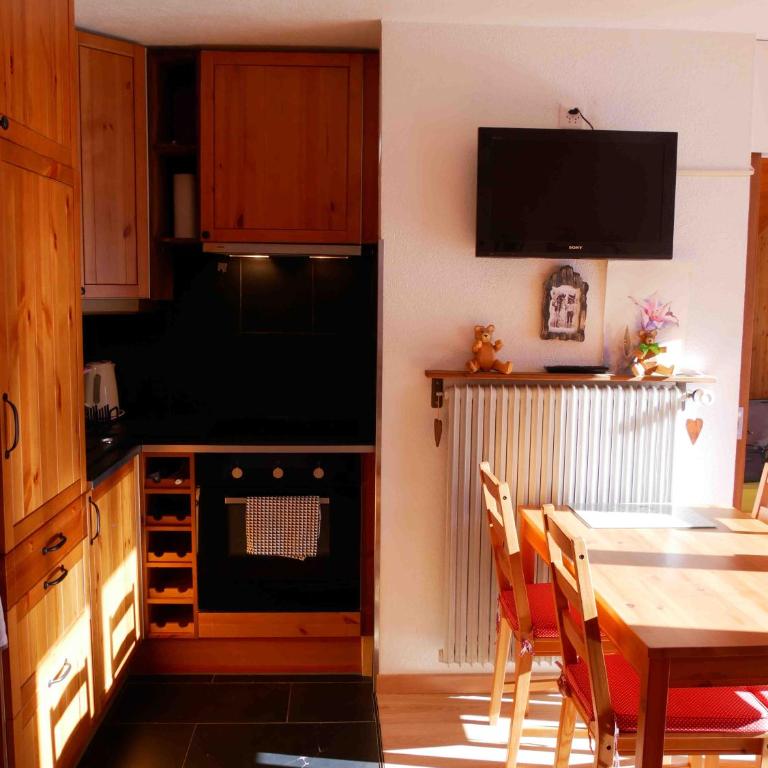 Romantic Chalet-Style Flat with Mountain View - Apartment mit Blick auf die Berge - 9