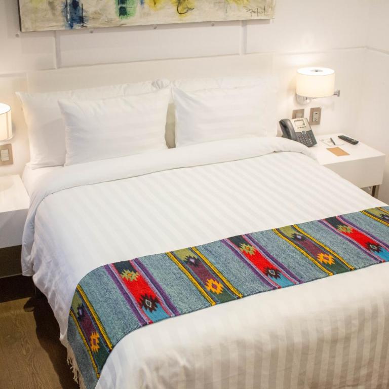Domingo Santo Hotel Boutique - Deluxe Room - 7