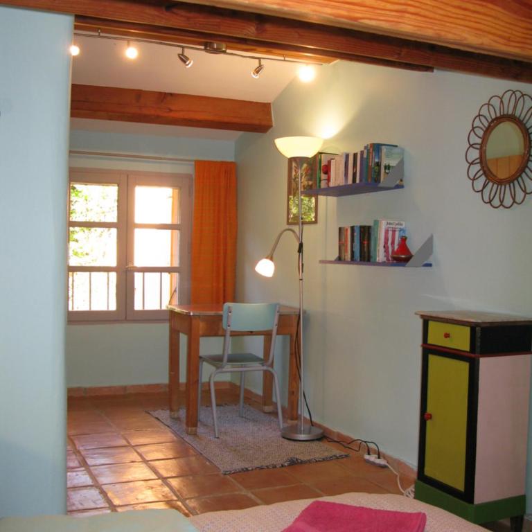 House With Garden And Sea View - Ferienhaus - 26