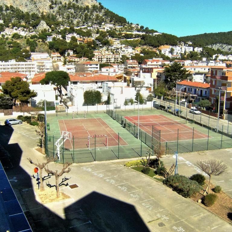 Rocamaura III 2-6 - Two-Bedroom Apartment - 5