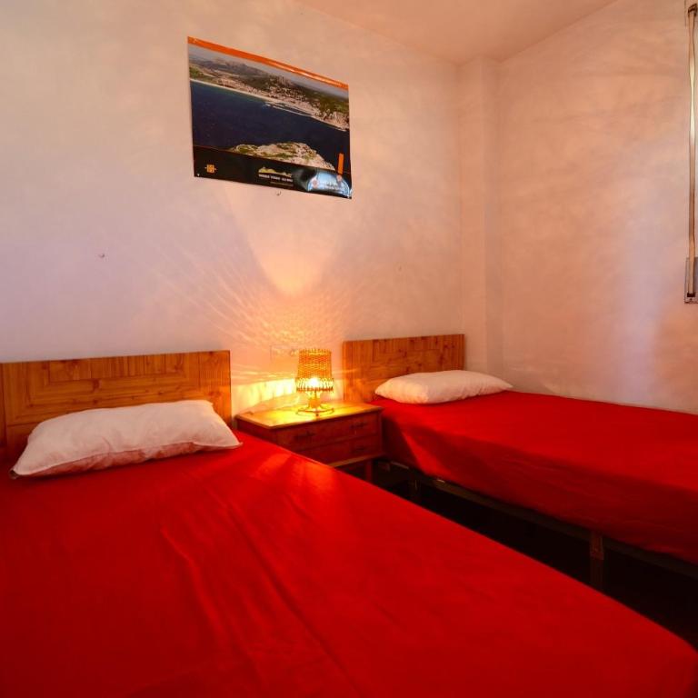 Rocamaura III 2-6 - Two-Bedroom Apartment - 16