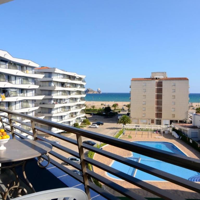 Rocamaura III 4-2 - Two-Bedroom Apartment - 4