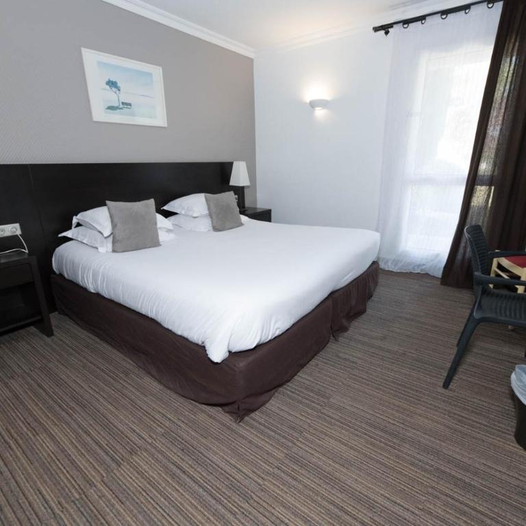 SOWELL HOTELS Domaine de la Petite Isle - Chambre Triple - 5
